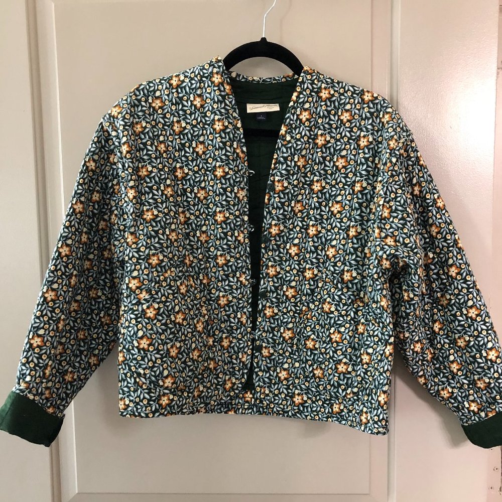 Universal Thread Green Floral Quilted Jacket